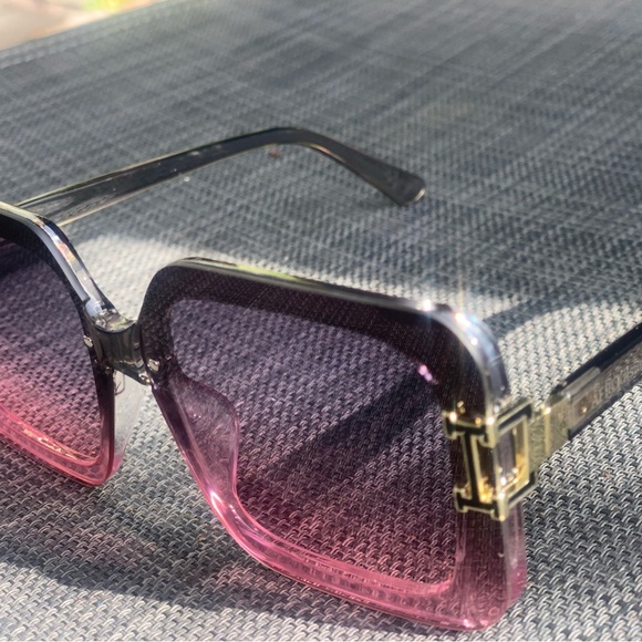 Sunglasses - Picture 2 of 4